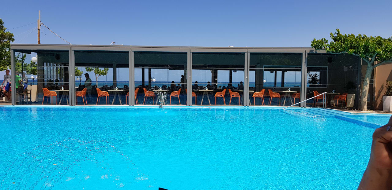 Pool Harmony Boutique Resort