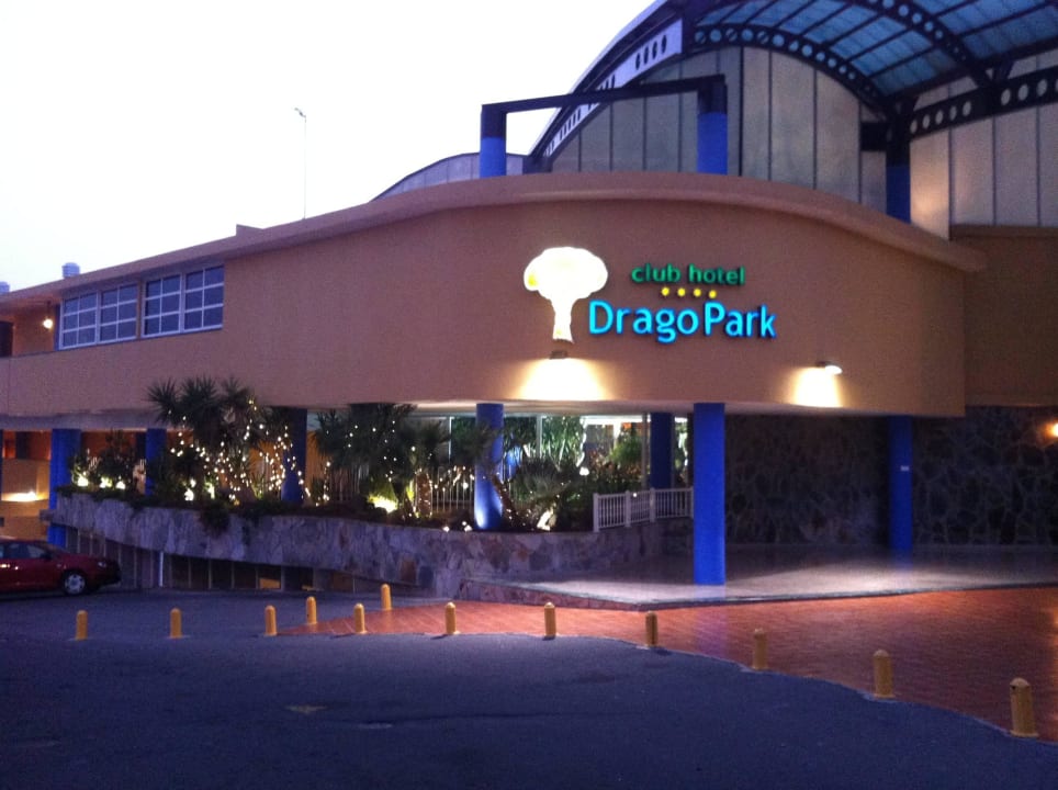 Haupteingang Club Hotel Drago Park