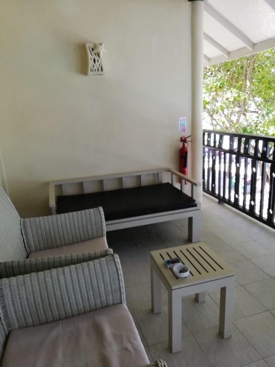 Zimmer Ellaidhoo Maldives by Cinnamon