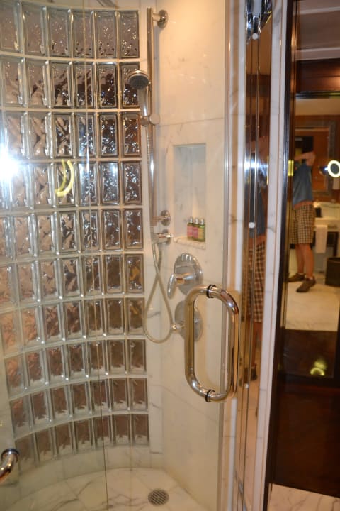 Dusche Shangri-La Hotel, Bangkok