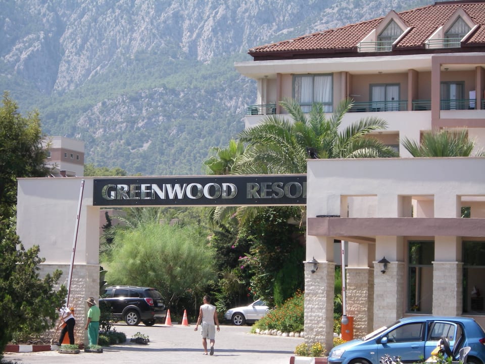 Вход в Greenwood  Greenwood Kemer Resort