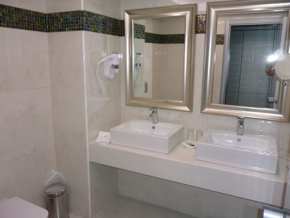 Badezimmer Atrium Platinum Luxury Resort Hotel & Spa