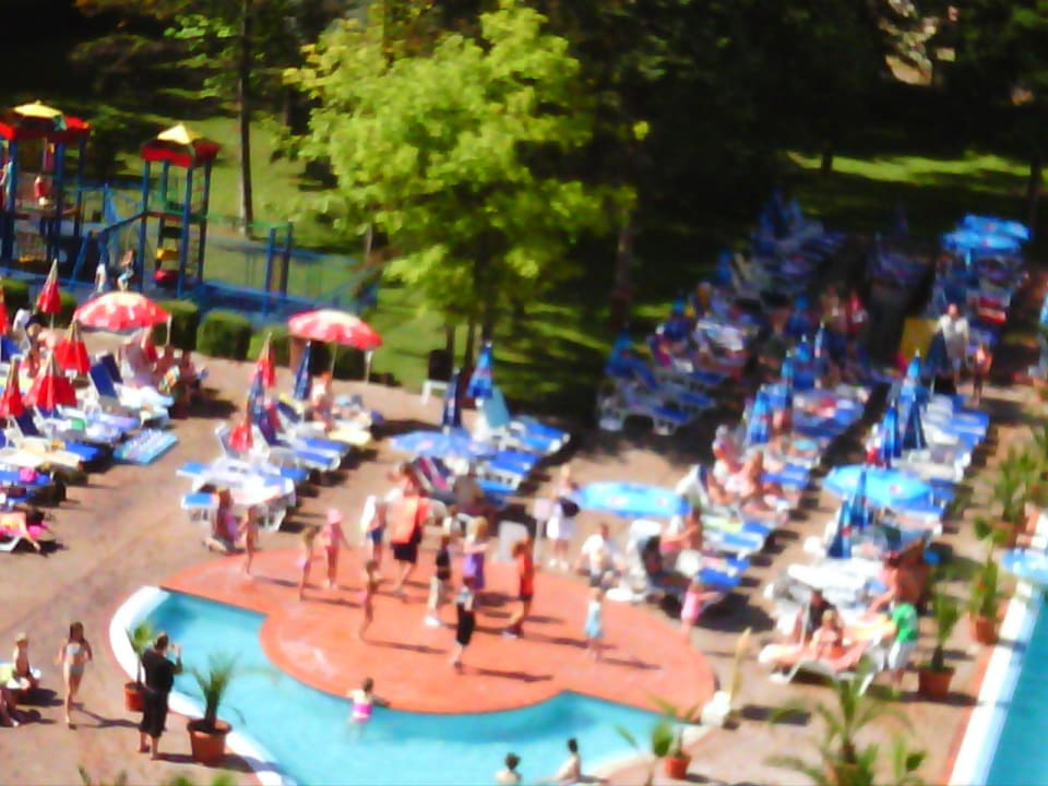 Poolanlage mit Spielplatz  Hotel Laguna Park & Aqua Club