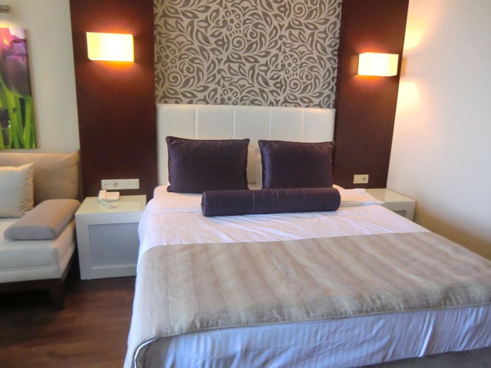 Neu renoviert deluxe zimmer  Tusan Beach Resort