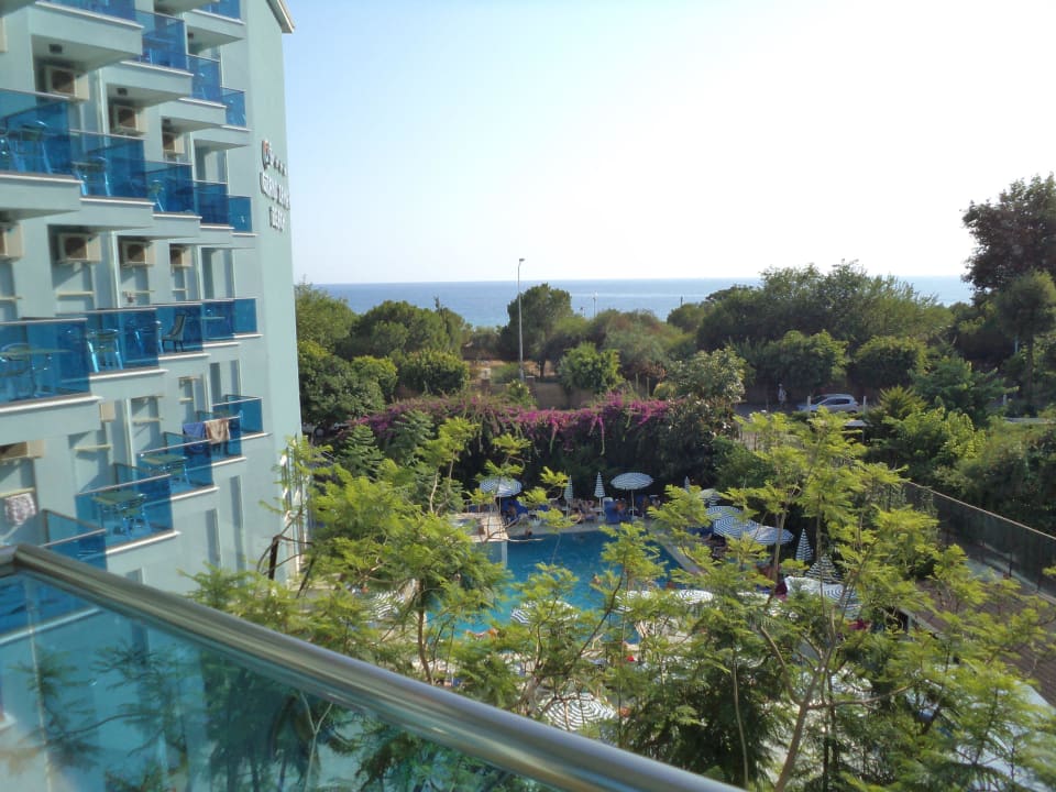 View from balcony Hotel Grand Zaman Beach