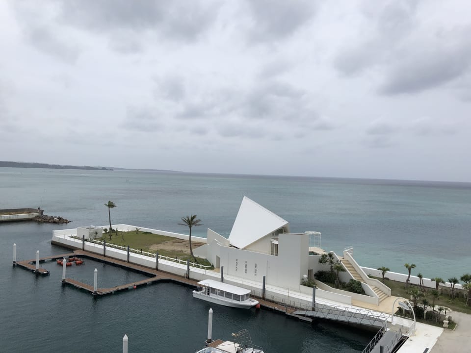 Ausblick Sheraton Okinawa Sunmarina Resort