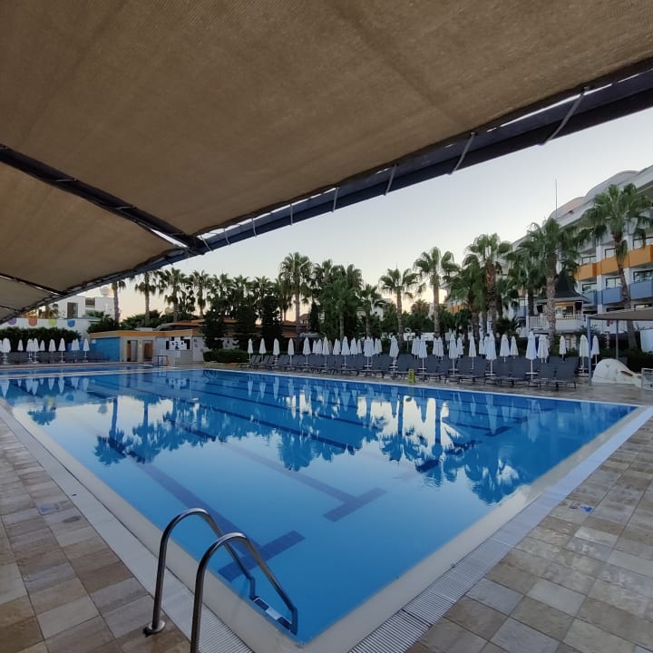 Pool Hane Family Resort