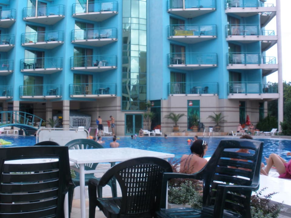 Blick auf den Pool Hotel Diamond