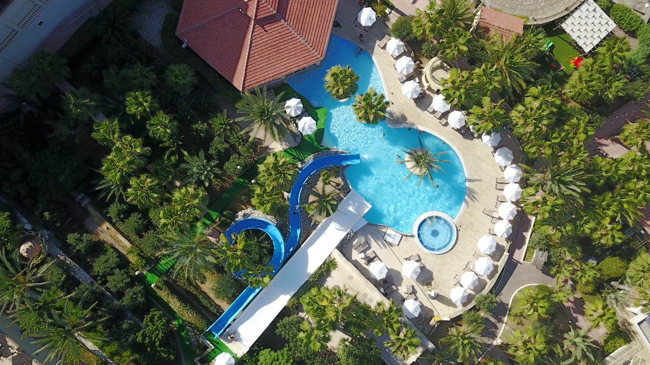 Pool Oscar Resort Hotel