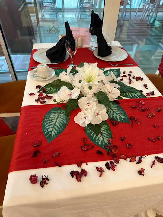 Gastro Side Royal Palace Hotel & Spa