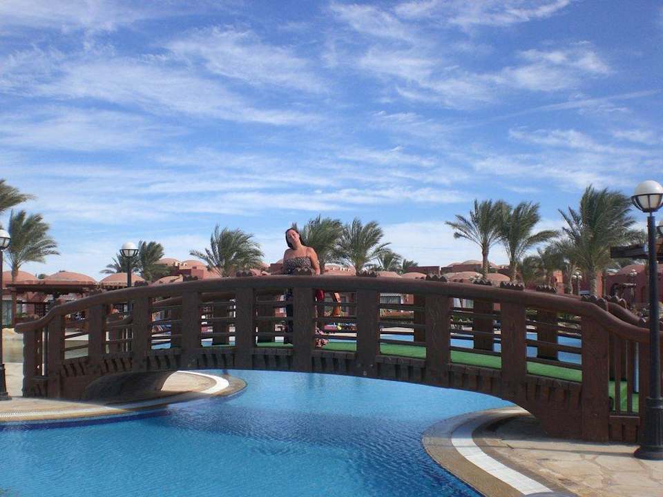Второй бассейн Swisstouch Oriental Resort Marsa Alam