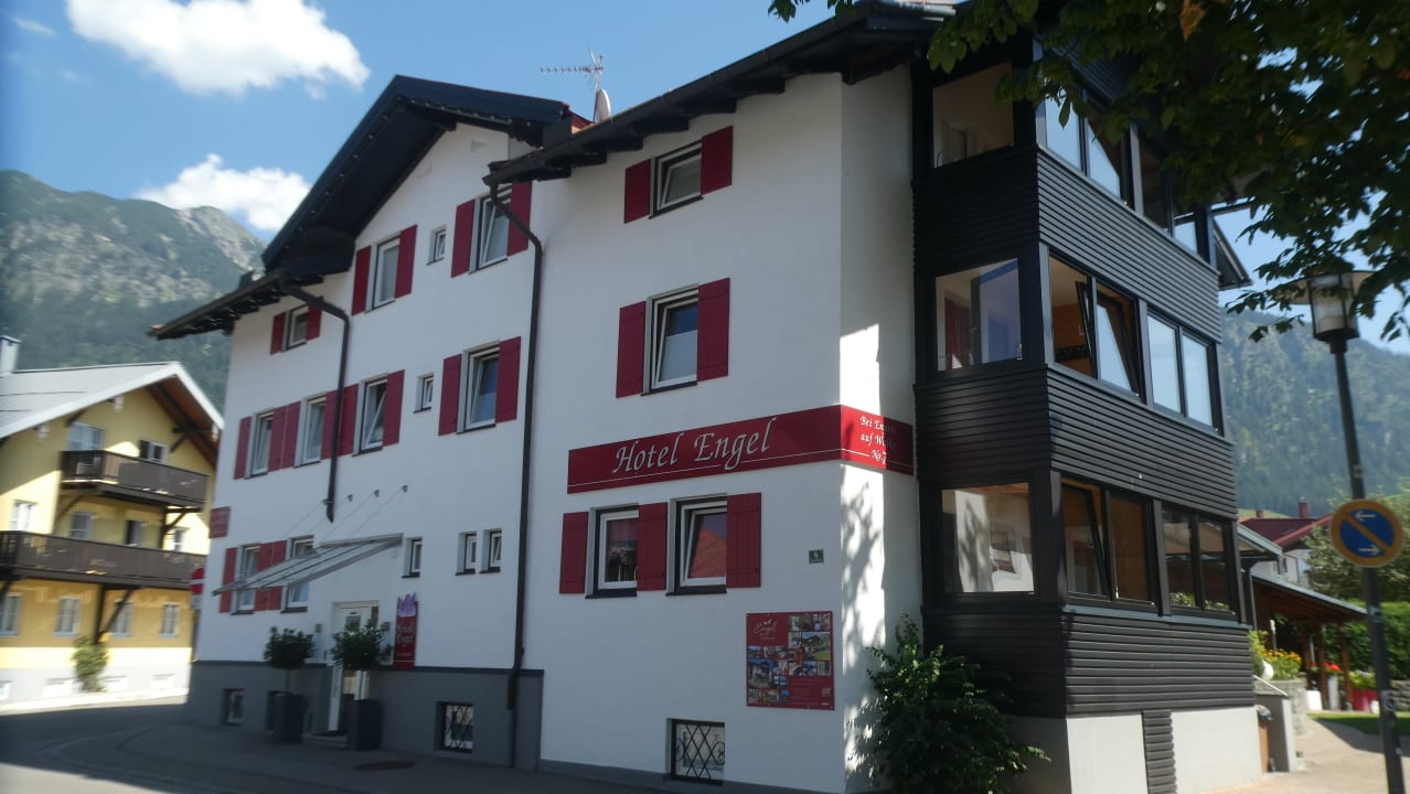 Außenansicht Hotel Engel
