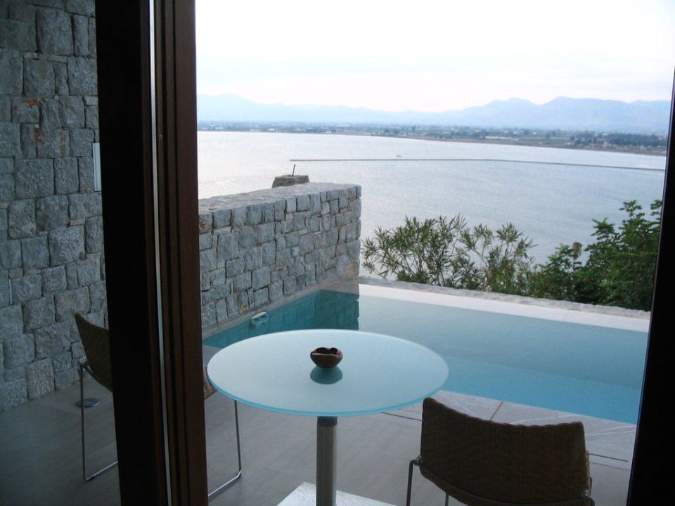 Suite mit Privatpool von Innen Nafplia Palace Hotel & Villas