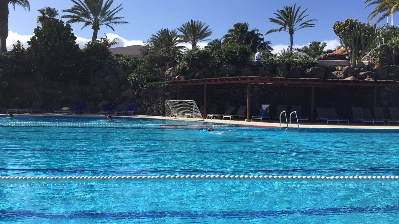 Pool ROBINSON ESQUINZO PLAYA