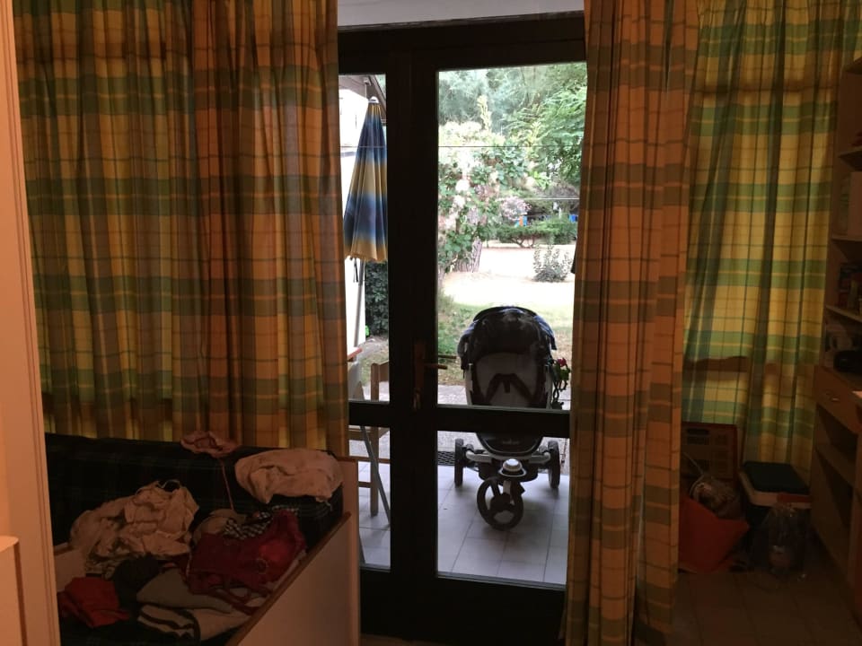 Eingangstür Residence Mare Pineta