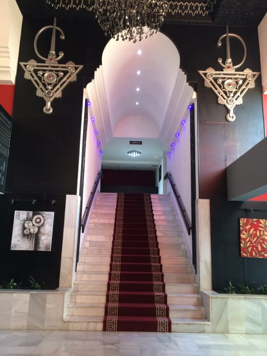 Gastro Anezi Tower Hotel