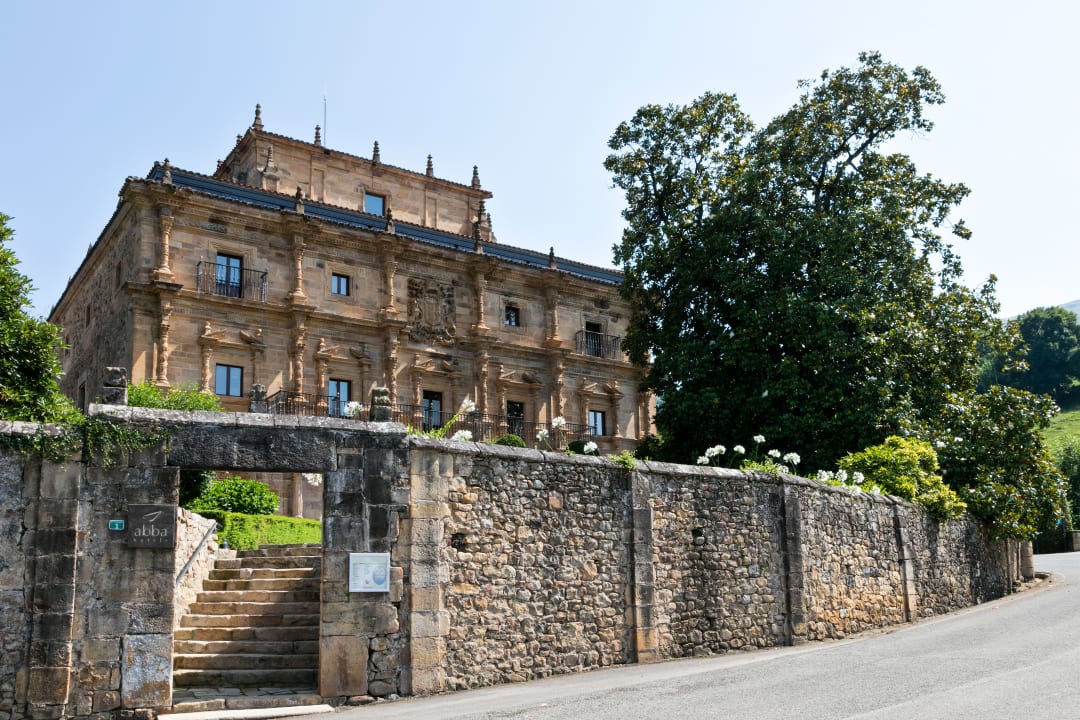 Außenansicht Hotel Abba Palacio Sonanes
