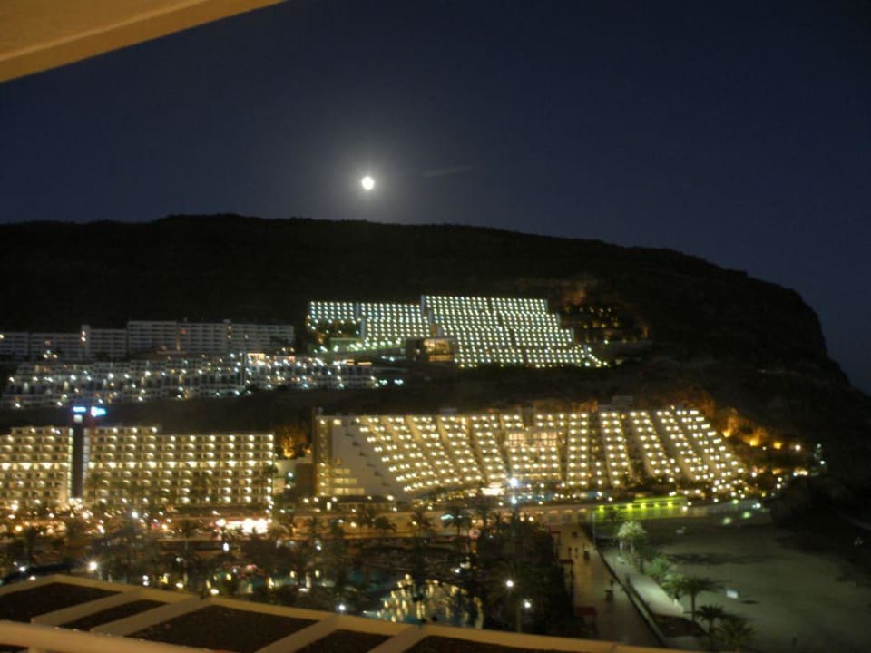 Nocą Princess Taurito