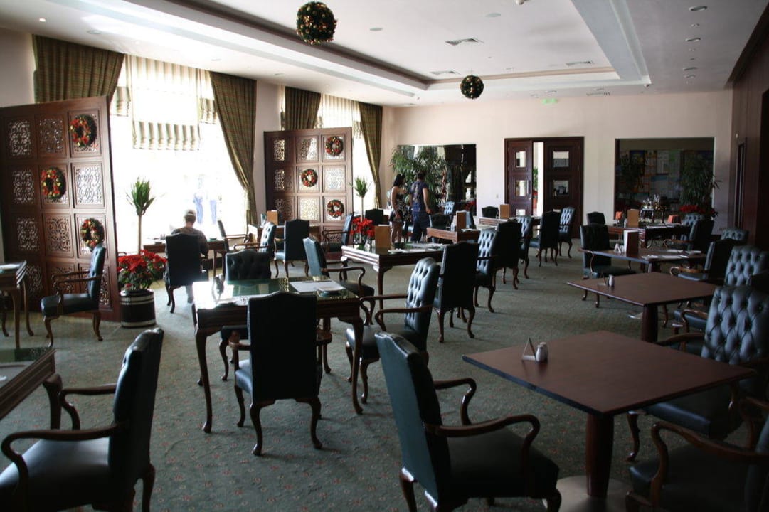 Frühstück in Ruhe in der VIP Lounge Rixos Sharm El Sheikh Adults Only 18 +