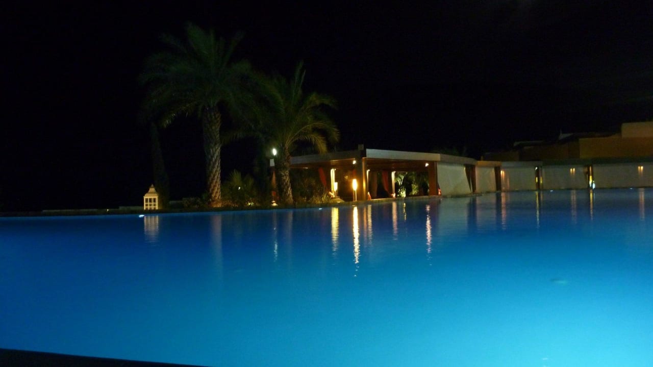 Pool bei Nacht Aquagrand Artistic Luxury Beach Resort - Adults only