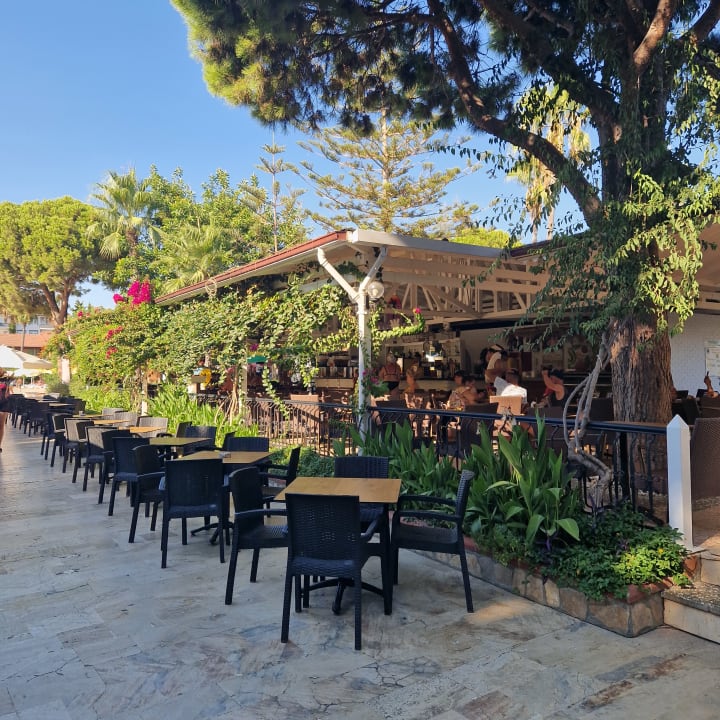 Gartenanlage Club Turtas Beach Hotel