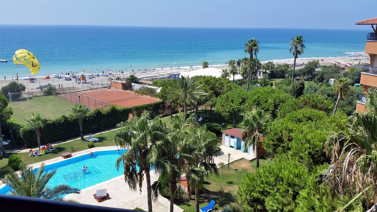 Ausblick aus dem A-Block 5. Stock Club Turtas Beach Hotel