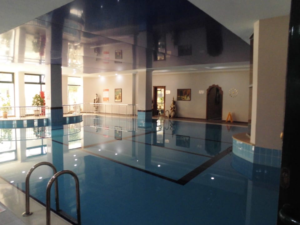 Pool Grand Seker Hotel