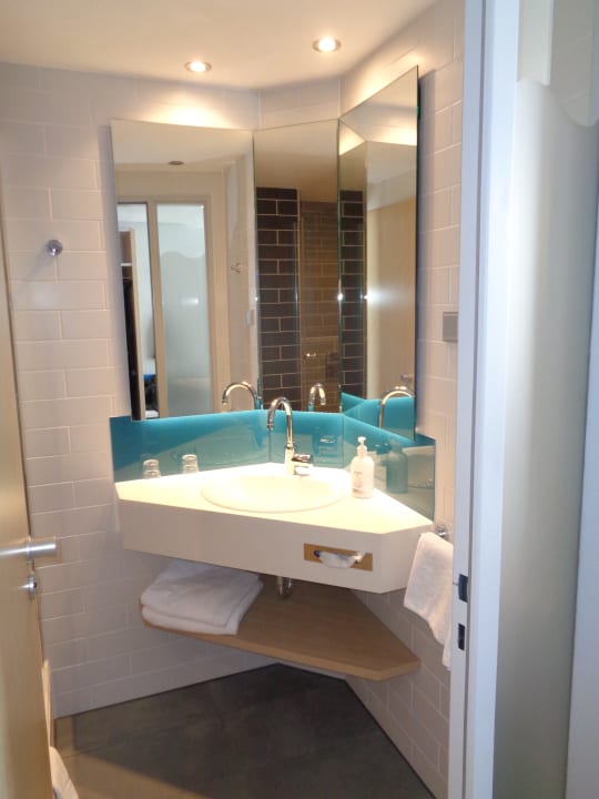 Zimmer Holiday Inn Express Berlin City Center