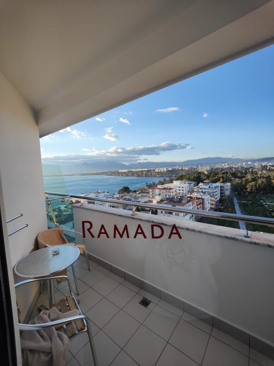 Zimmer Ramada Plaza by Wyndham Antalya