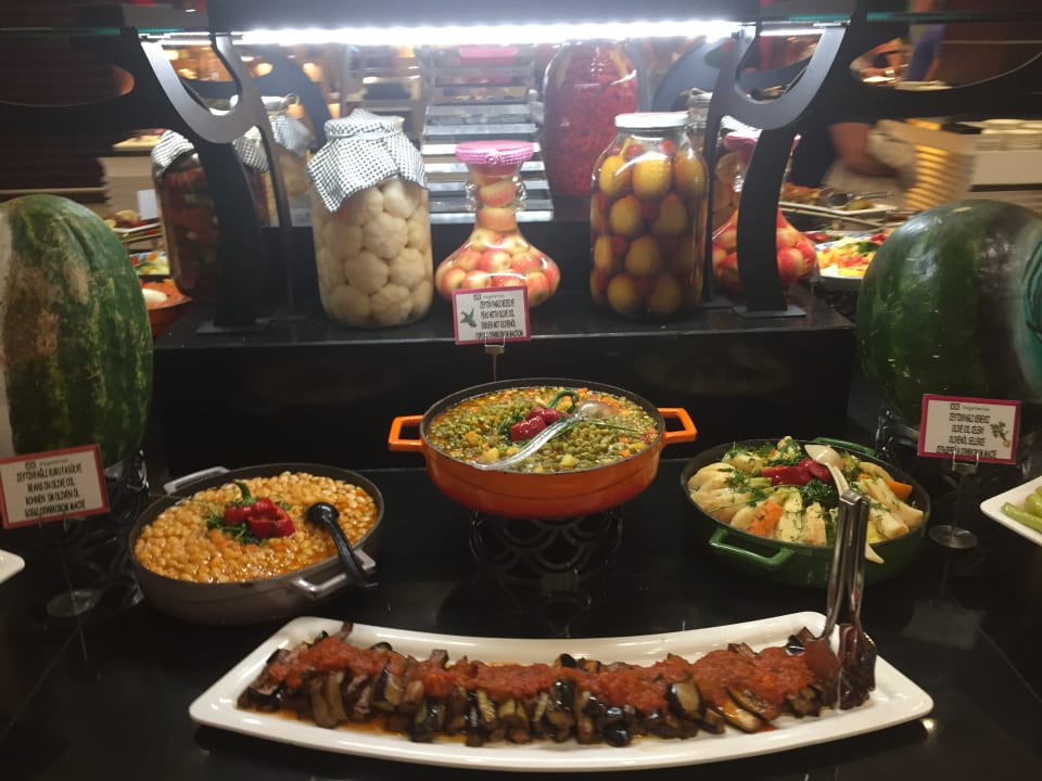 Gastro Limak Lara Deluxe Hotel & Resort