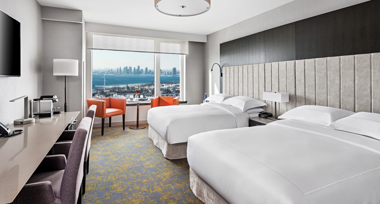 Zimmer Hotel X Toronto, a Destination by Hyatt Hotel
