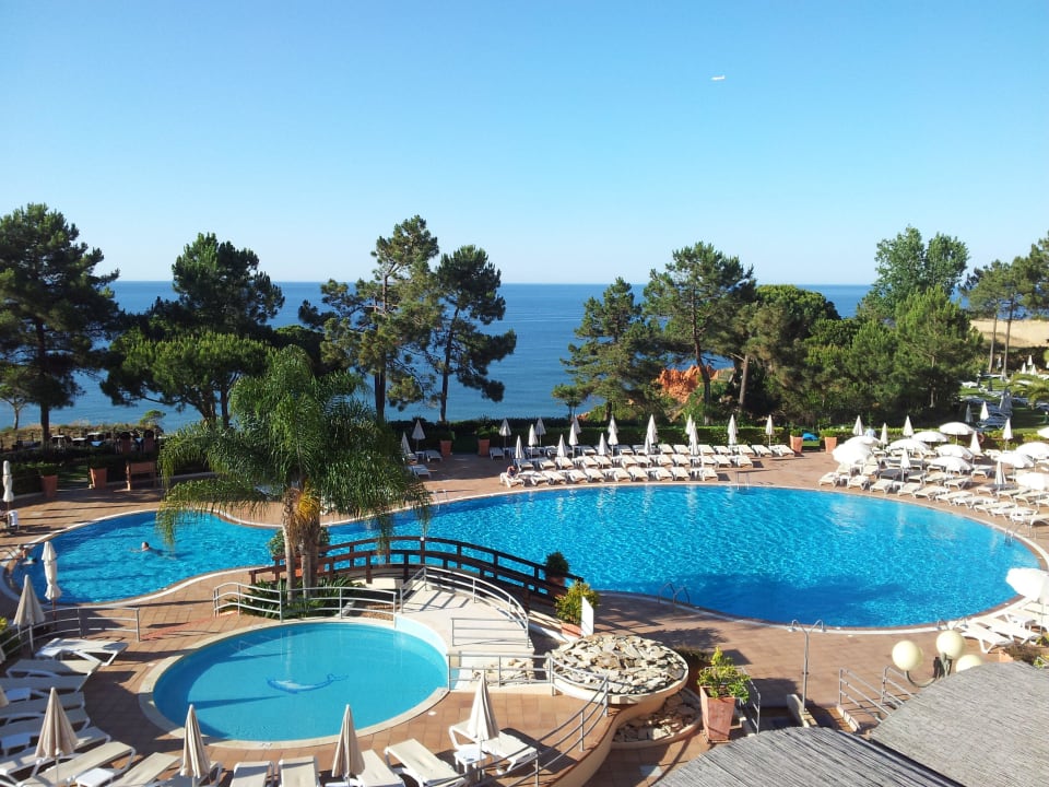 Aus unserem Zimmer PortoBay Falésia