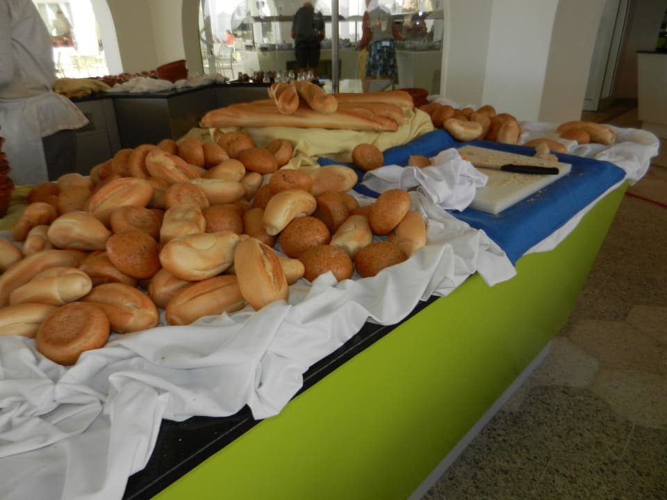 Buffet Monarque Club Rivage