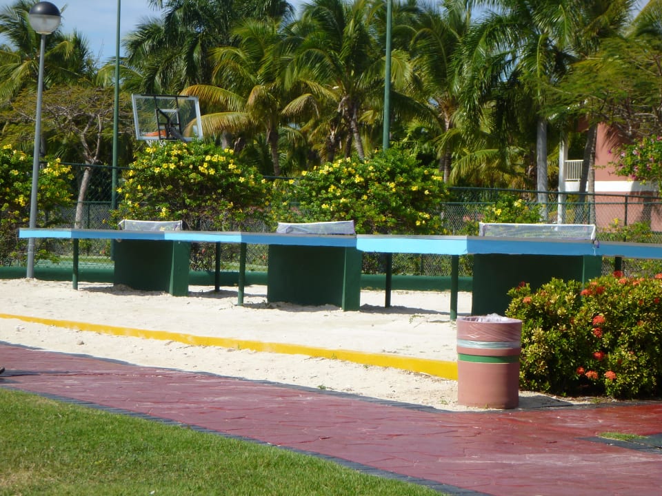 Tischtennis Hotel Grand Palladium Palace Resort, Spa & Casino