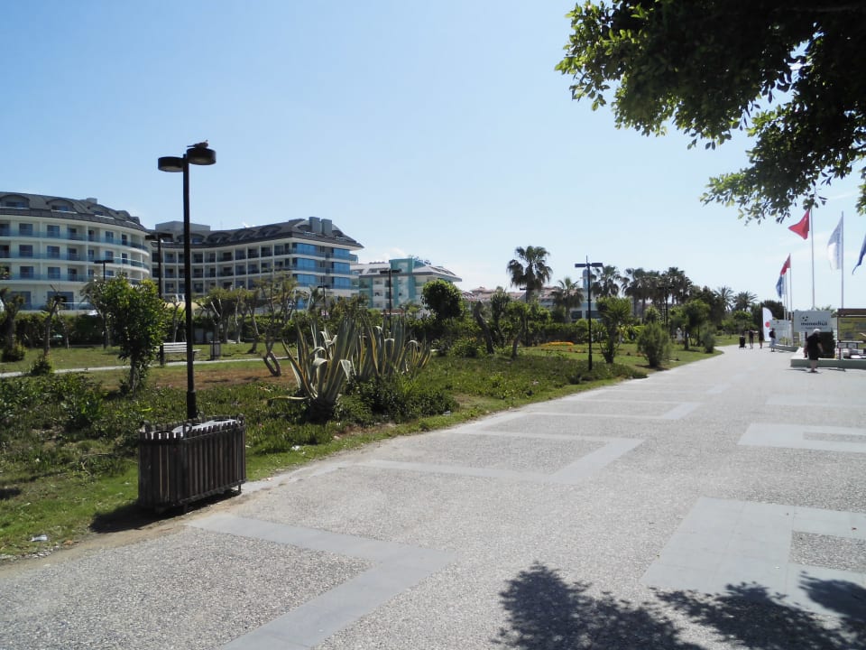 Strand Grand Seker Hotel