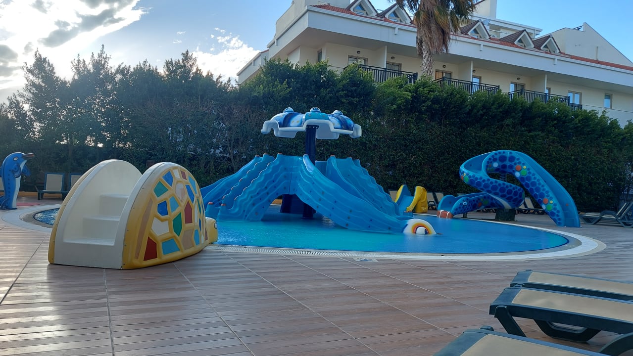 Pool Hane Family Resort