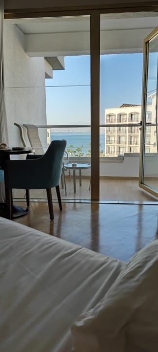 Zimmer The Golden Bay Beach Hotel