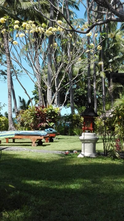 Garten der Villa Ambu Ambu Alam Anda Ocean Front Resort & Spa
