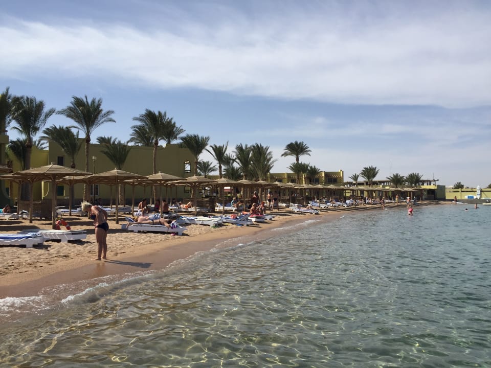 Strand Palm Beach Resort