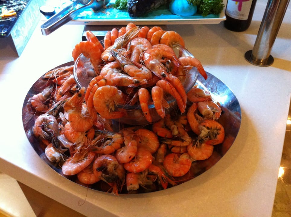 .......mmmmhhhh....lecker, lecker Royal Holiday Palace
