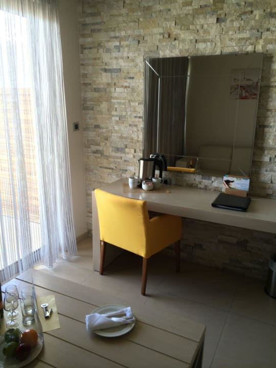 Schreibtisch SENTIDO Port Royal Villas & Spa