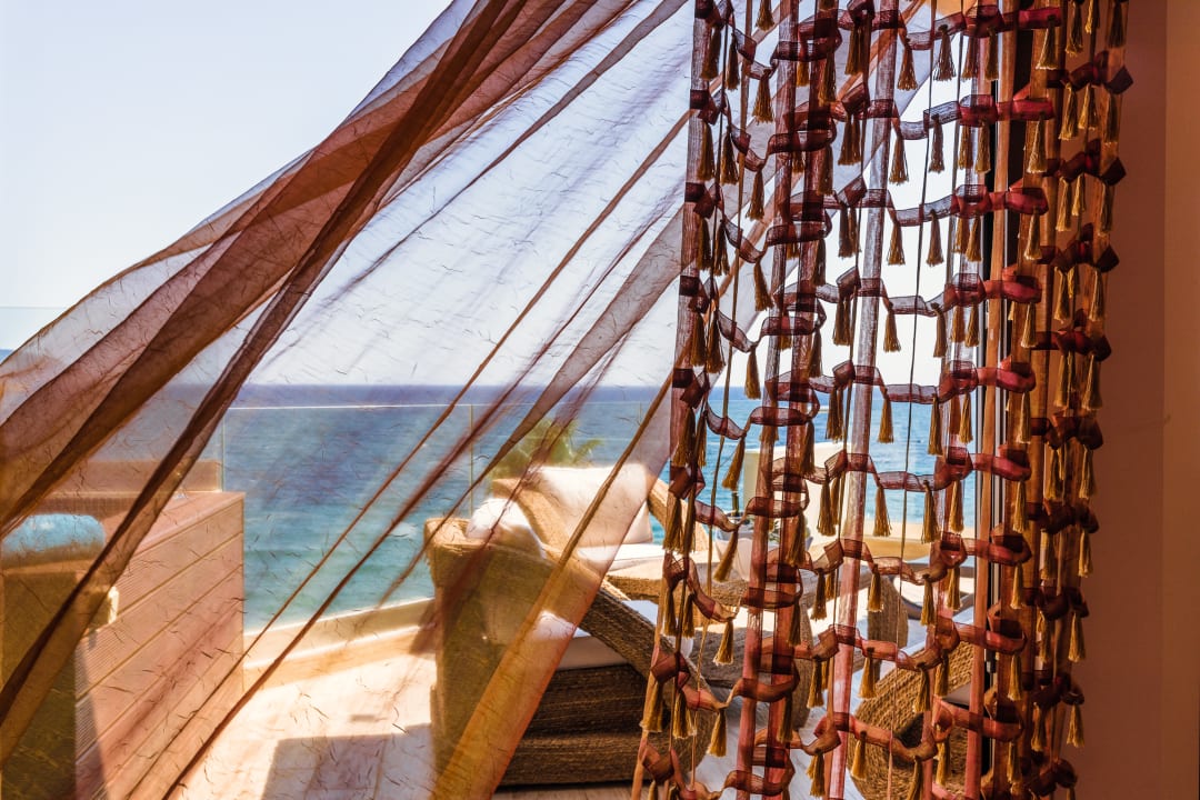 Zimmer Alas Resort & Spa