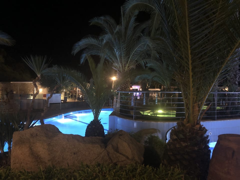 Pool Lagomandra Hotel & Spa
