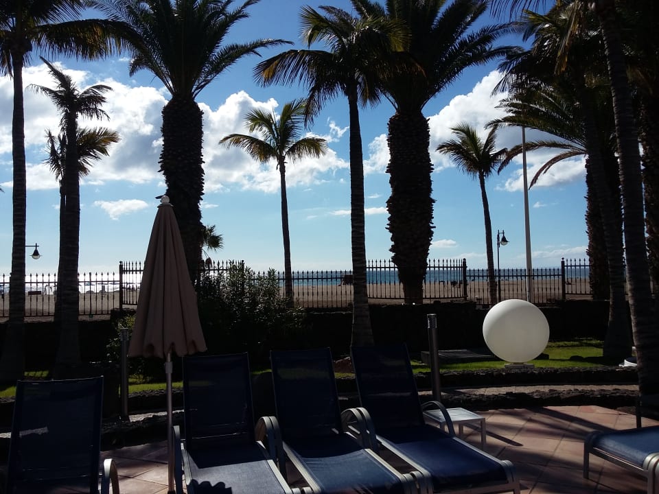 Blick zum Strand  Hipotels La Geria