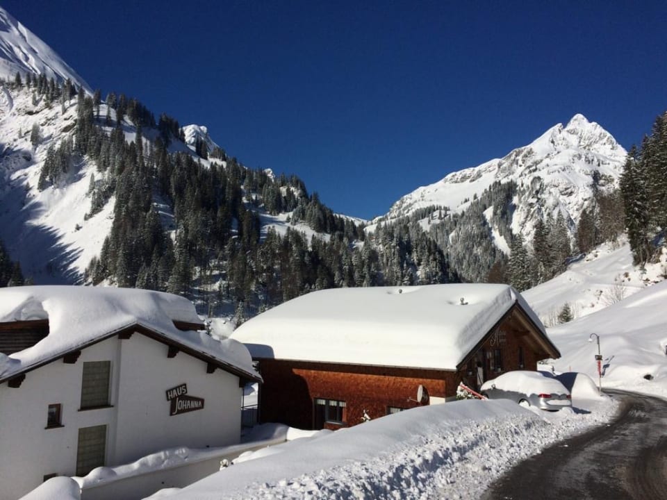 Außenansicht Alpina Appartements