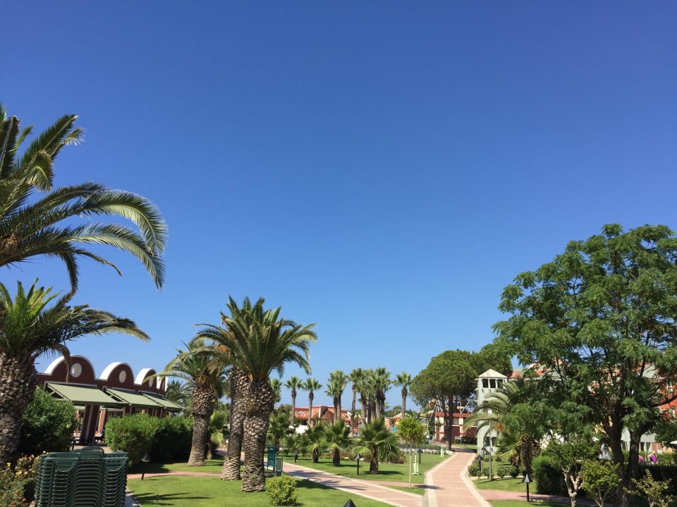 Gartenanlage zum Strand Megasaray Club Belek