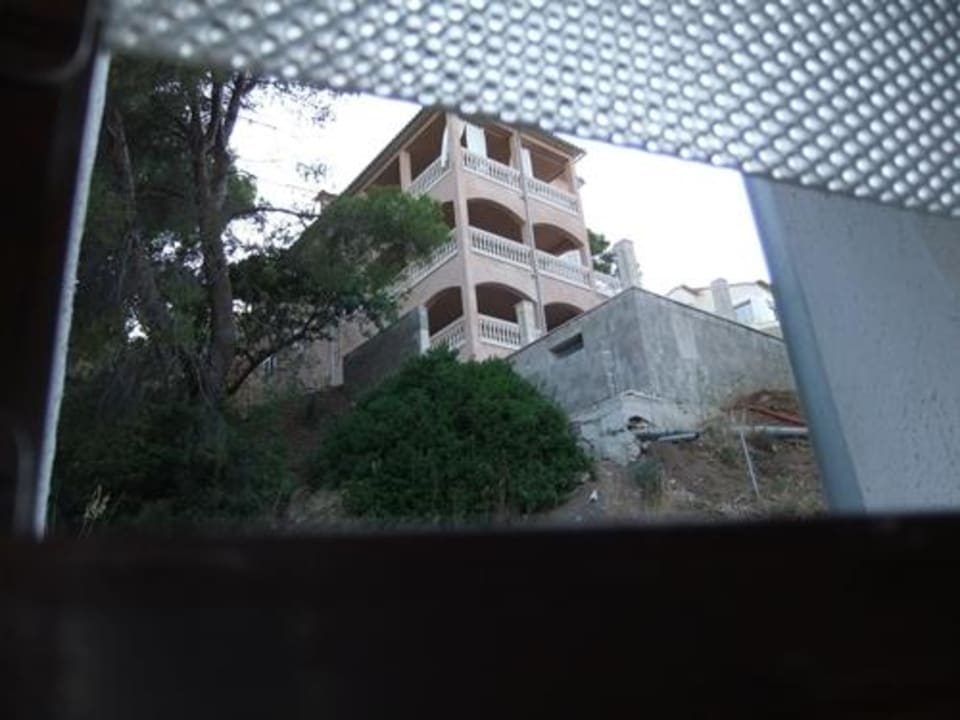Kaputtes WC-Fenster  Hotel Citric Soller