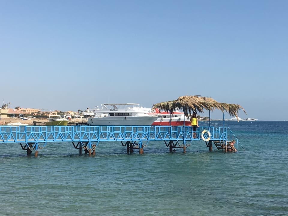 Strand Menaville Safaga