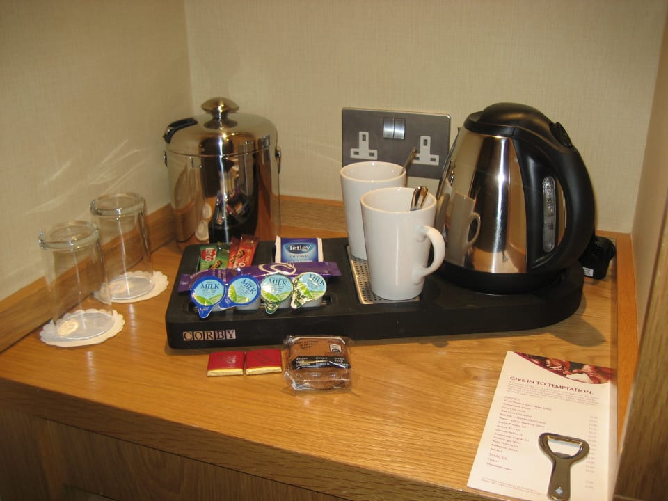 Zimmer Hotel Crowne Plaza London Ealing