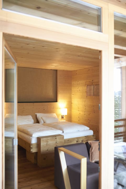 Zimmer Holzhotel Forsthofalm